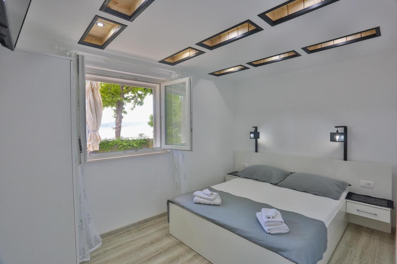 Guesthouse On The Beach Башка-Вода Экстерьер фото